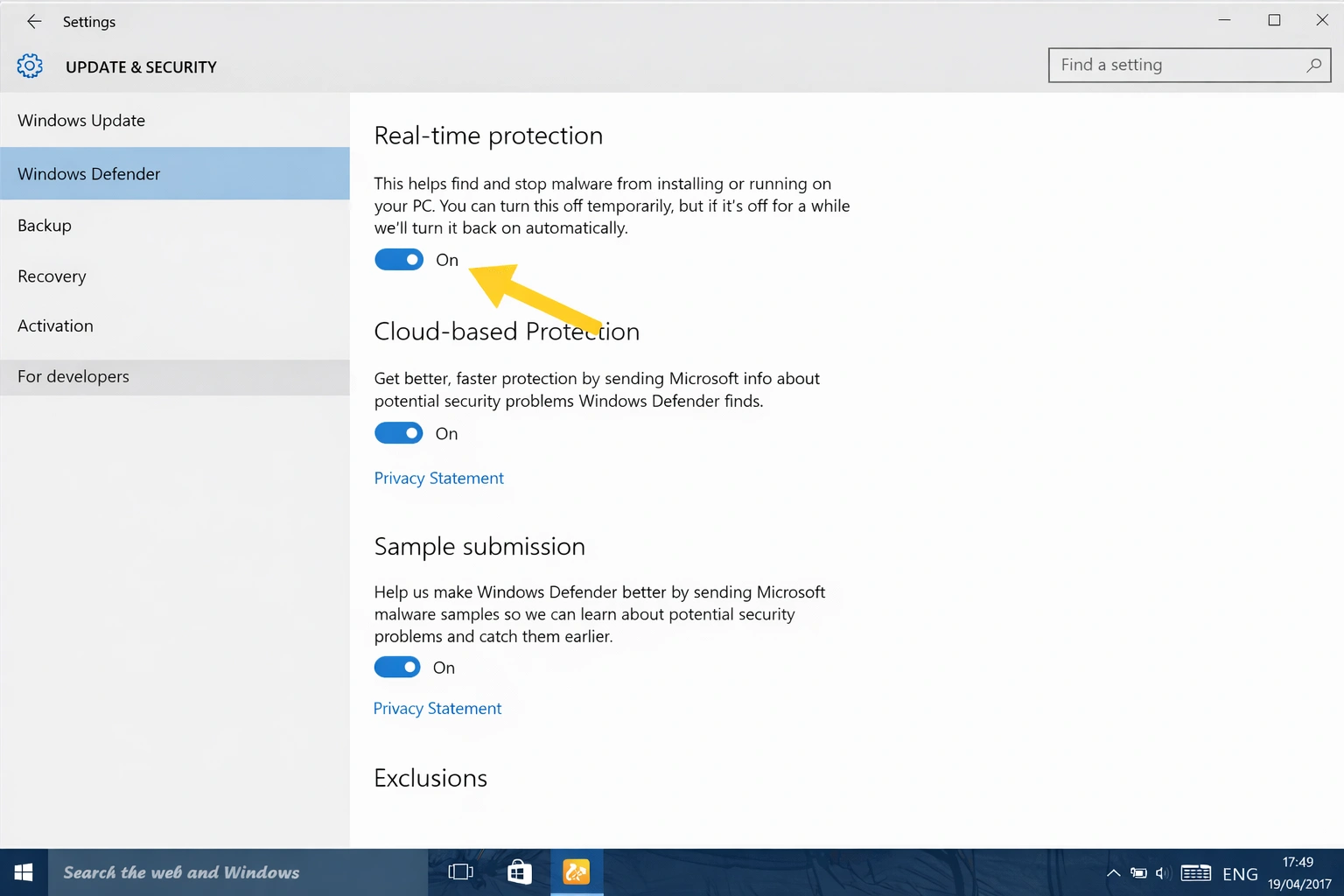 Microsoft Defender configuración - Panel de seguridad de Windows con protección en tiempo real y anti-ransomware